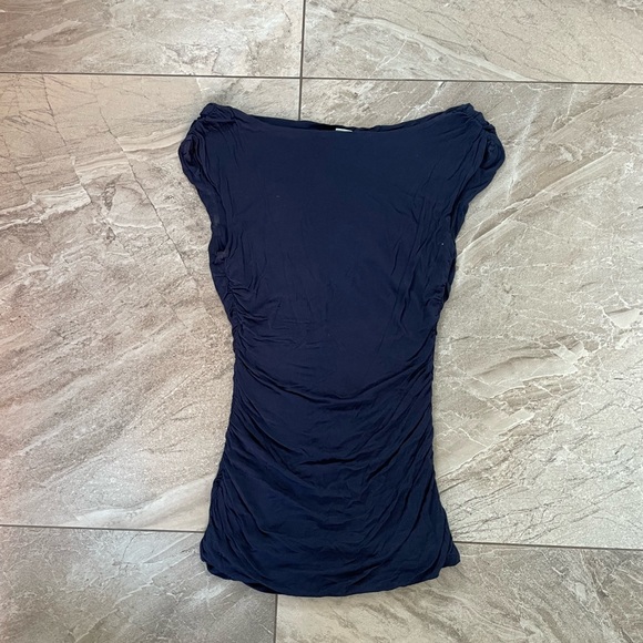 Ruched Fitted Top - Picture 3 of 3